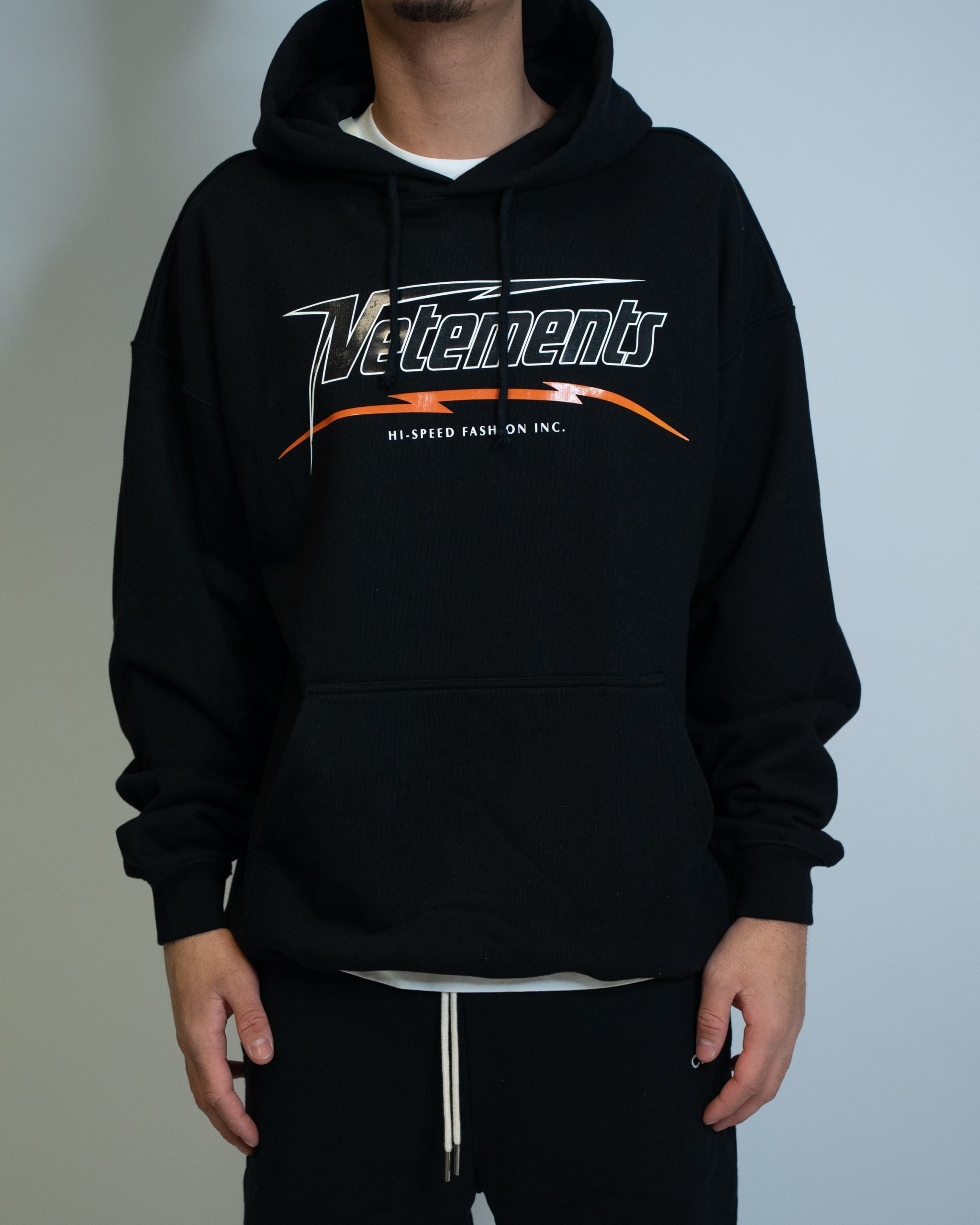 vetements hoodie zwart oversized